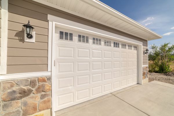 Cost of Garage Lifting in Prior Lake